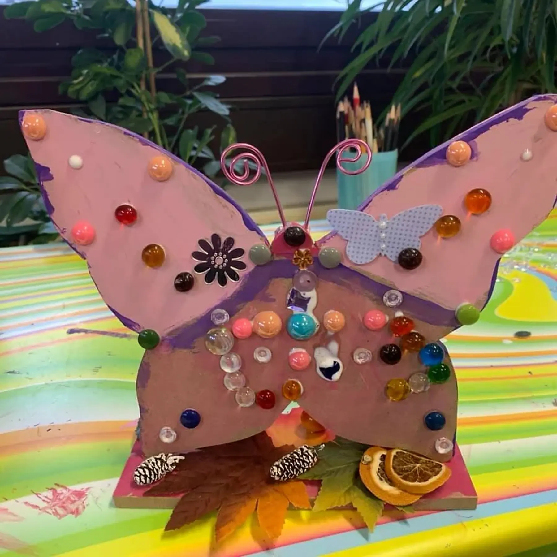 Kunst Atelier handgemachter Schmetterling
